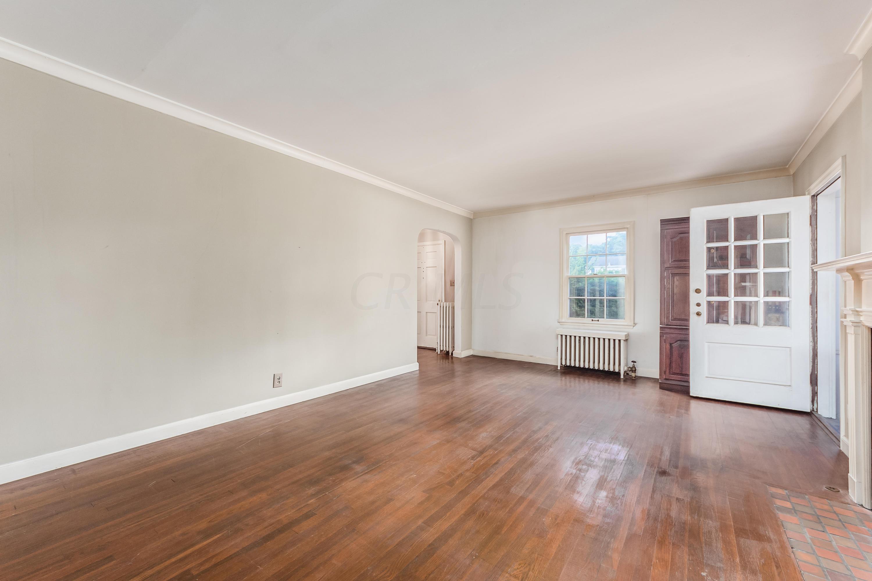 1913 Collingswood Road Columbus, OH 43221 - Photo 9 of 46