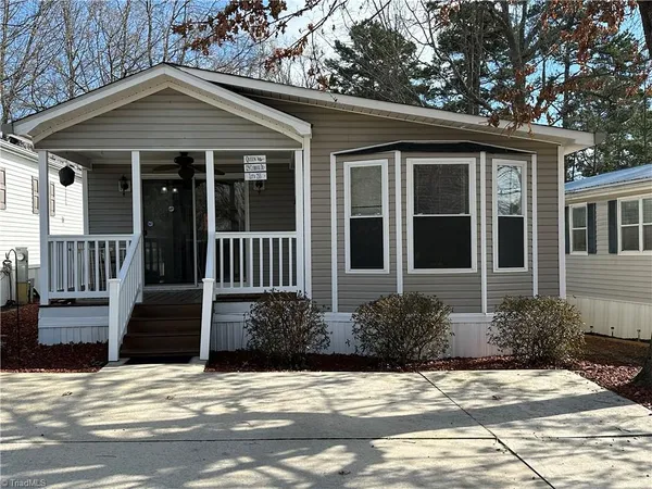$205,000 | 129 Clubhouse Drive, New London, NC 28127