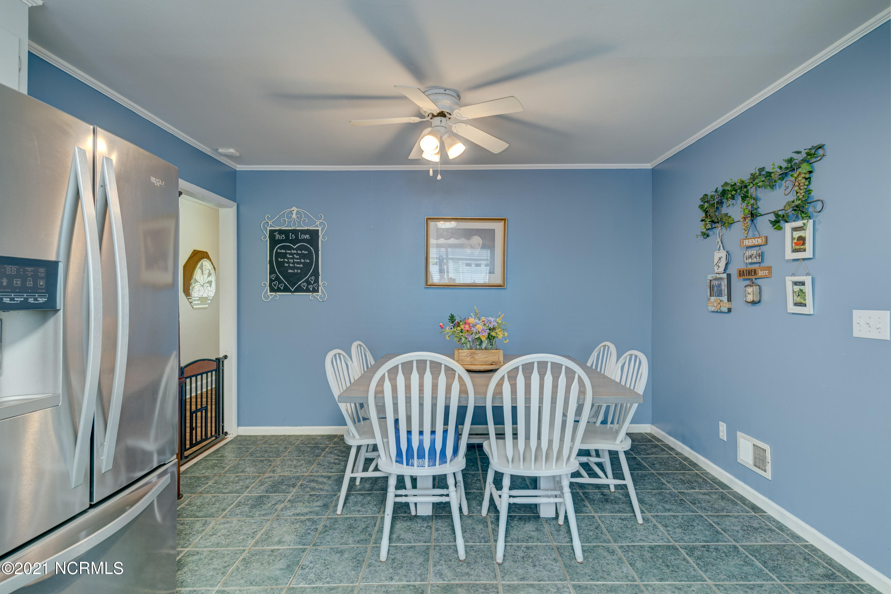 205 Oakhurst Road Wilmington, NC 28409 - Photo 12 of 56 205OakhurstEdit-25