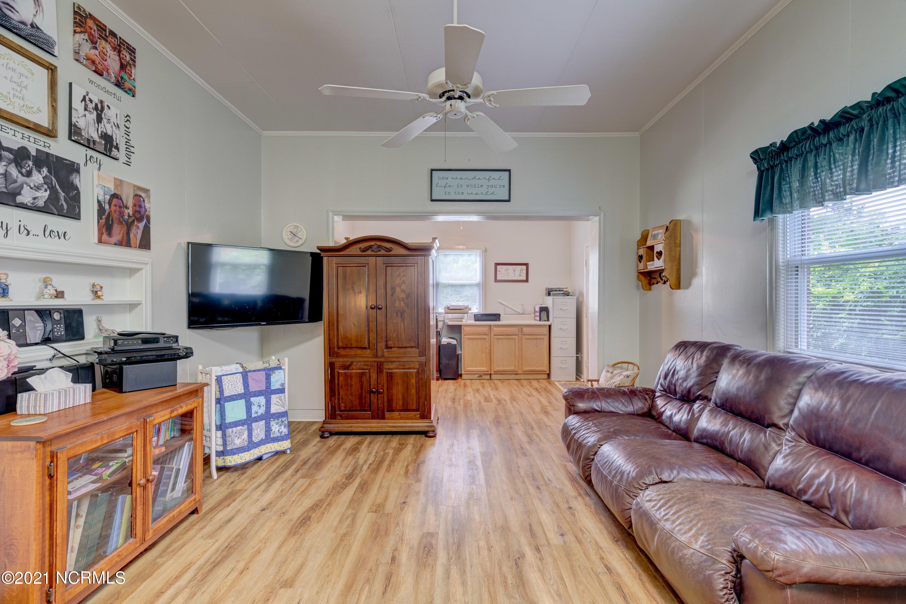 205 Oakhurst Road Wilmington, NC 28409 - Photo 16 of 56 205OakhurstEdit-29