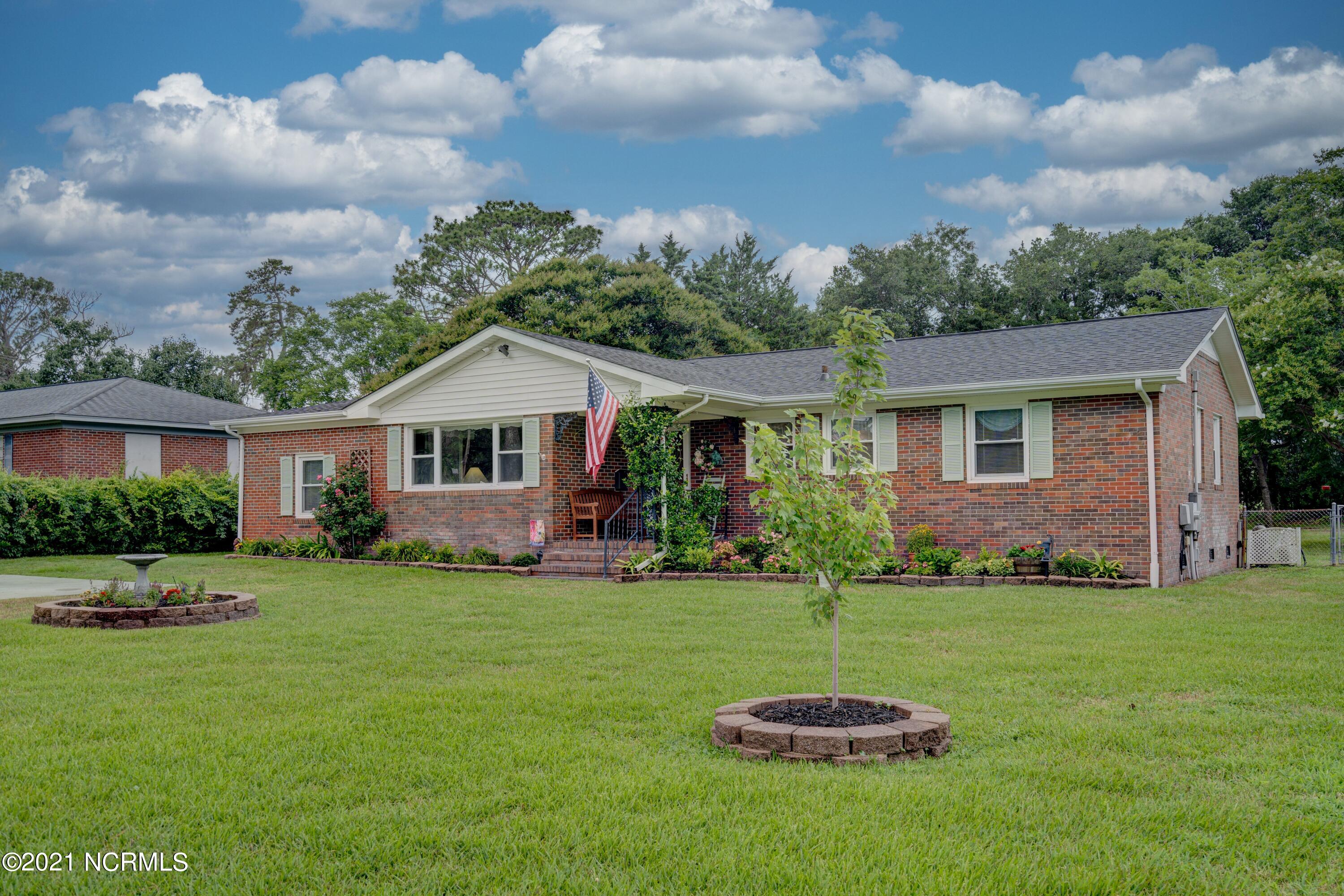 205 Oakhurst Road Wilmington, NC 28409 - Photo 2 of 56 205OakhurstEdit-1