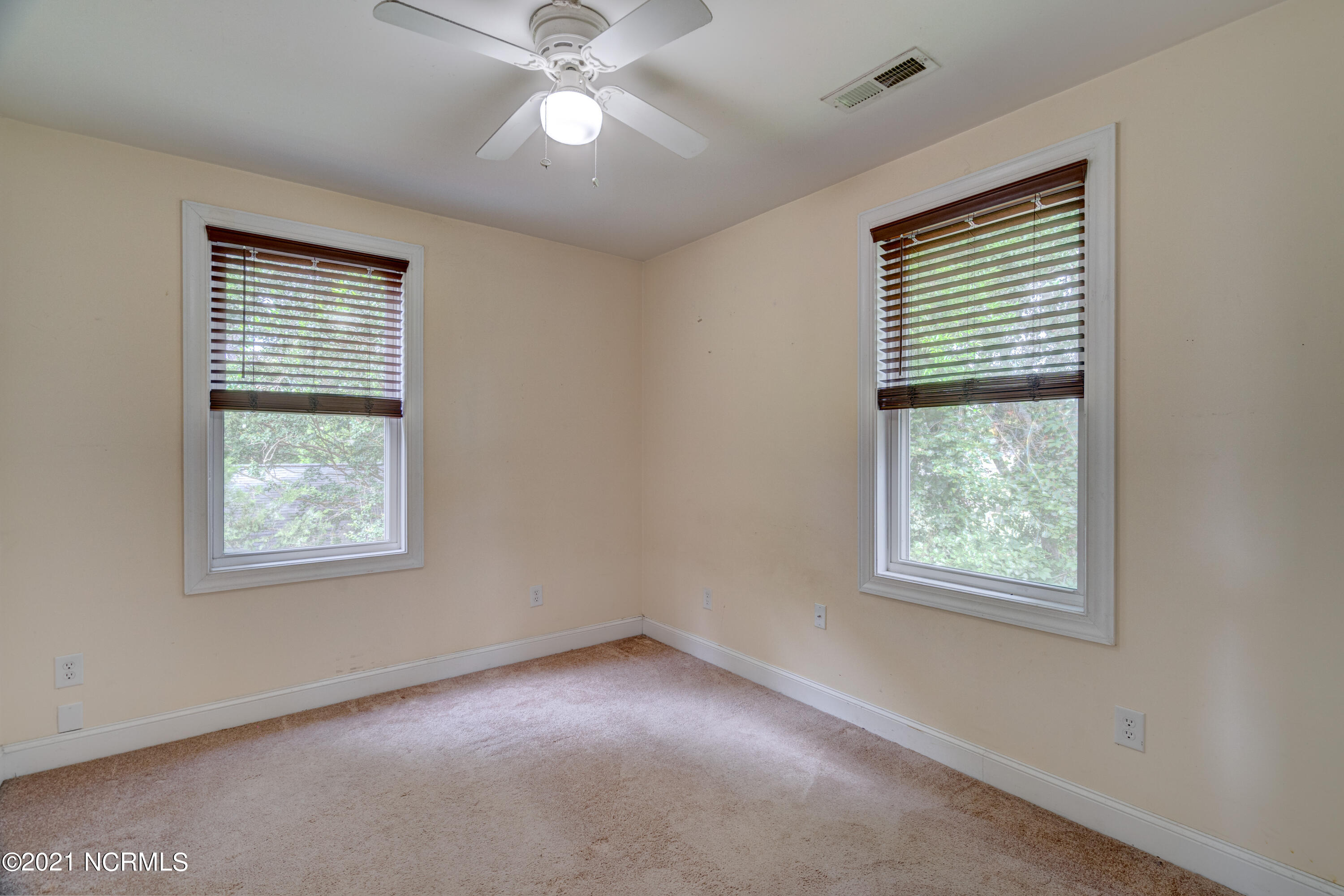 205 Oakhurst Road Wilmington, NC 28409 - Photo 40 of 56 205OakhurstEdit-51