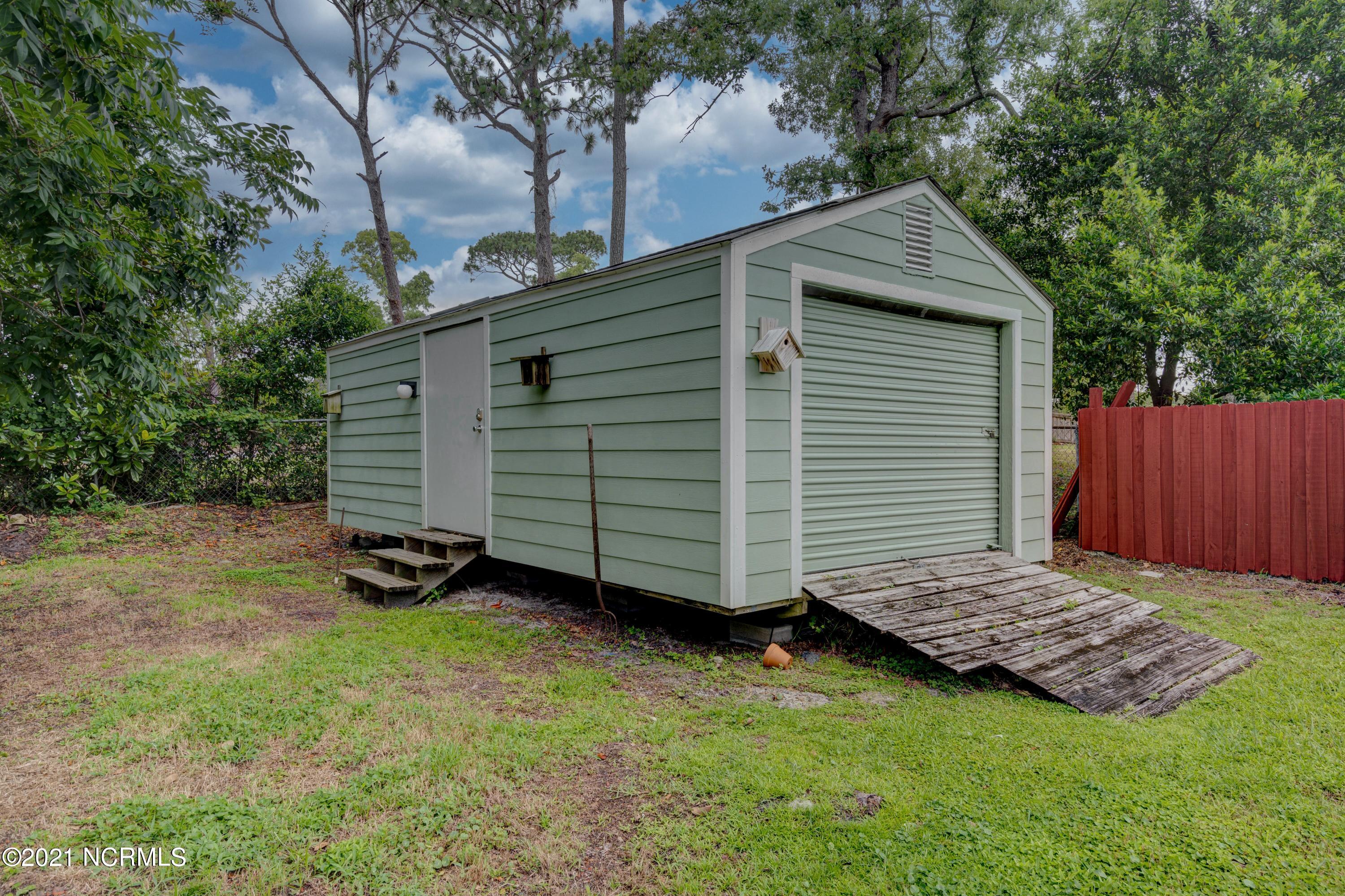 205 Oakhurst Road Wilmington, NC 28409 - Photo 45 of 56 205OakhurstEdit-10