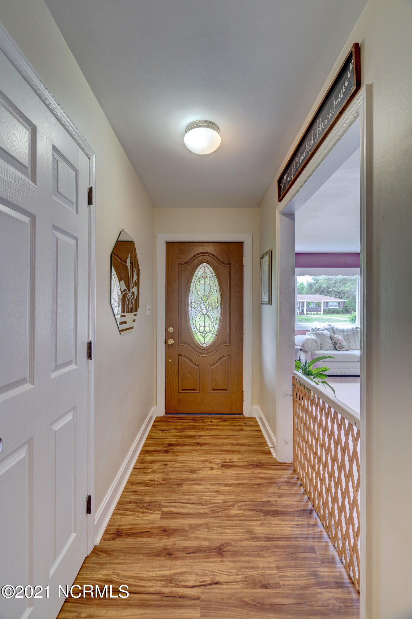 205 Oakhurst Road Wilmington, NC 28409 - Photo 5 of 56 205OakhurstEdit-17