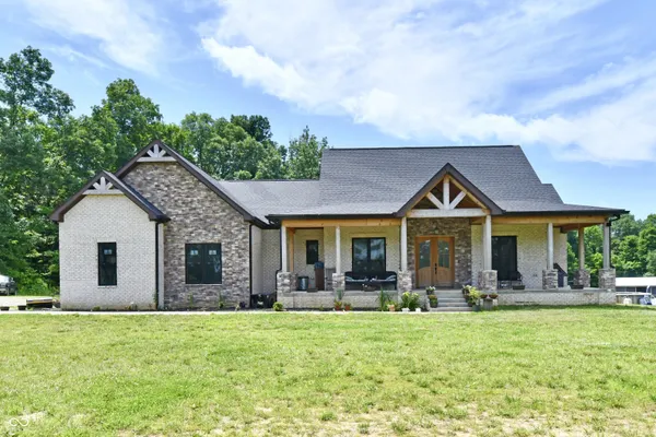 $887,777 | 1284 North Letterman Road, Paragon, IN 46166