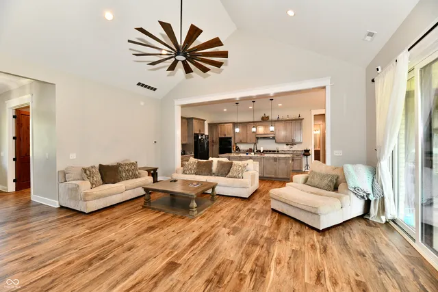 $895,777 | 1284 North Letterman Road, Paragon, IN 46166