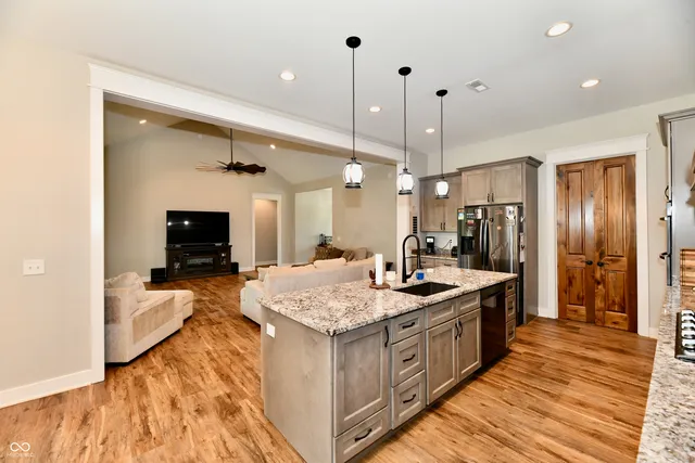 $895,777 | 1284 North Letterman Road, Paragon, IN 46166