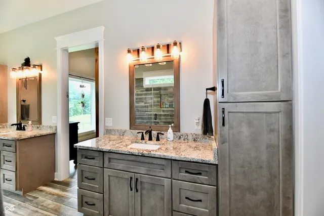 $895,777 | 1284 North Letterman Road, Paragon, IN 46166