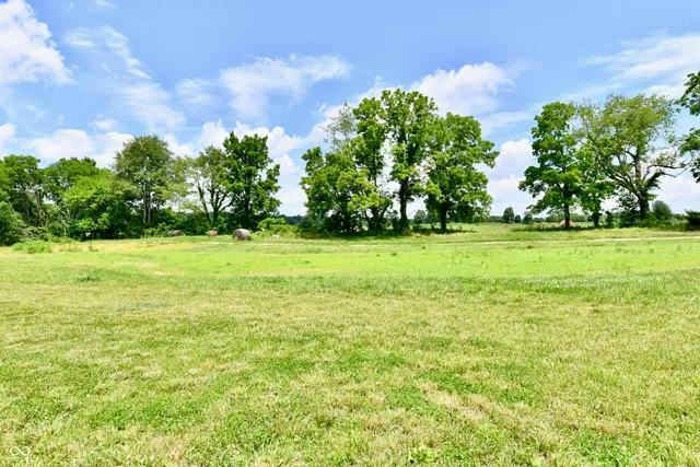 $887,777 | 1284 North Letterman Road, Paragon, IN 46166