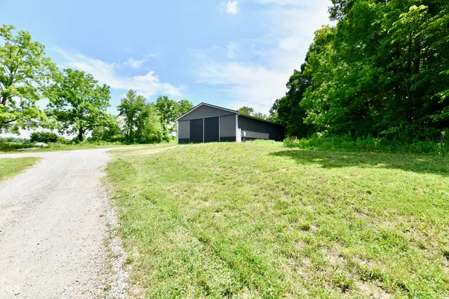 $895,777 | 1284 North Letterman Road, Paragon, IN 46166