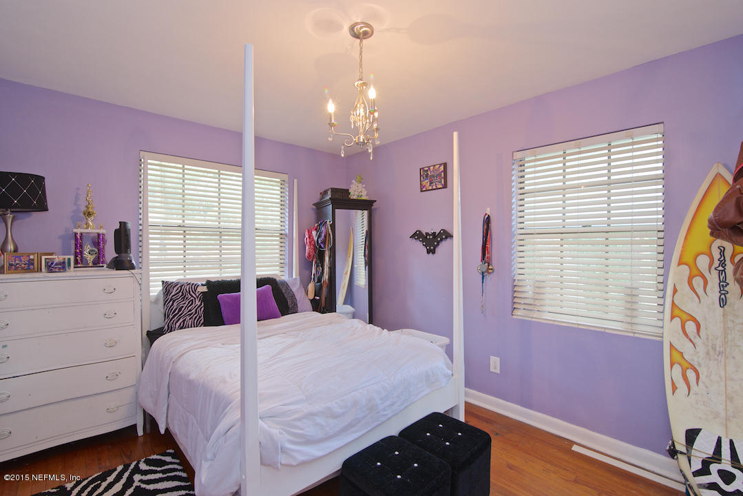 1420 Pinewood Road Jacksonville Beach, FL 32250 - Photo 15 of 22 Bedroom 3