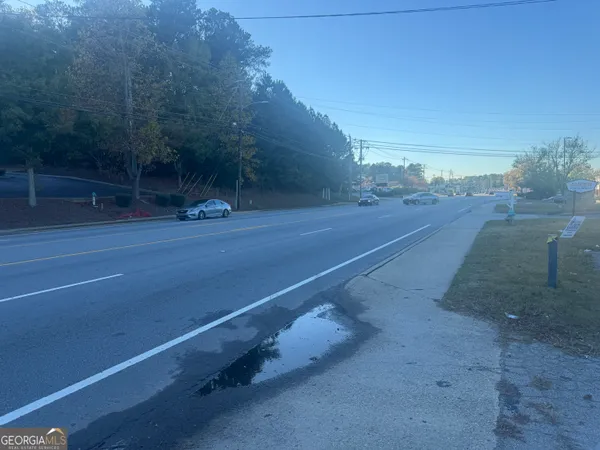a view of a tennis court