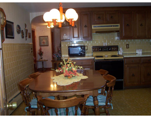 3 Valley View Lane Worcester, MA 01604 - Photo 3 of 9 Gallery Image 3