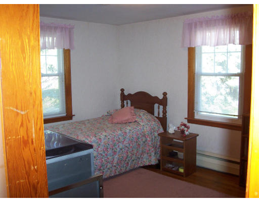 3 Valley View Lane Worcester, MA 01604 - Photo 7 of 9 Gallery Image 7