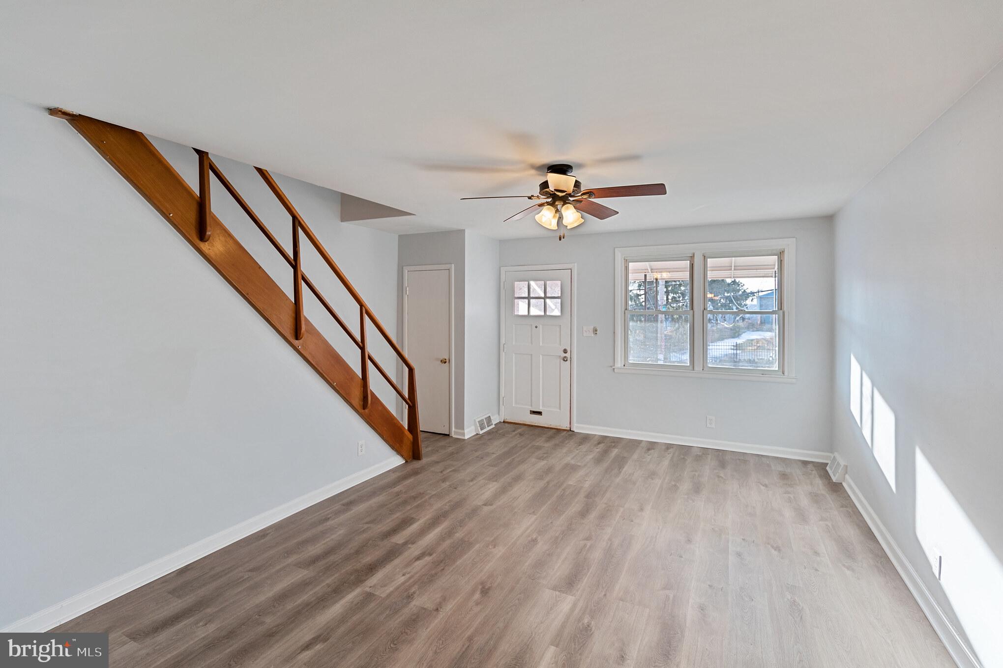 325 Righter Street Philadelphia, PA 19128 - Photo 2 of 30 Gallery Image 2