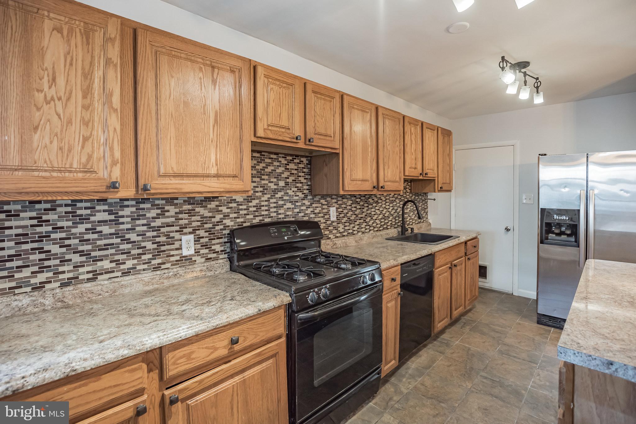 325 Righter Street Philadelphia, PA 19128 - Photo 12 of 30 Gallery Image 12
