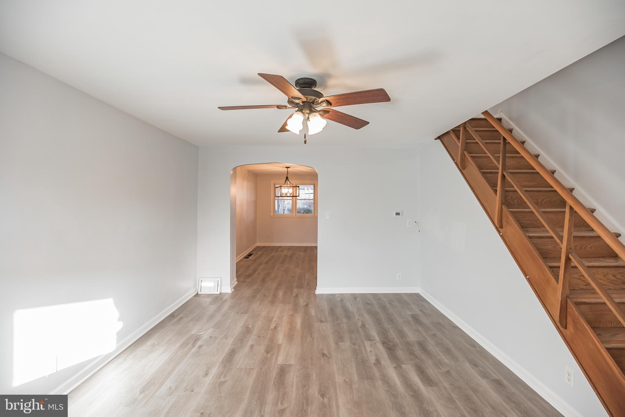 325 Righter Street Philadelphia, PA 19128 - Photo 3 of 30 Gallery Image 3