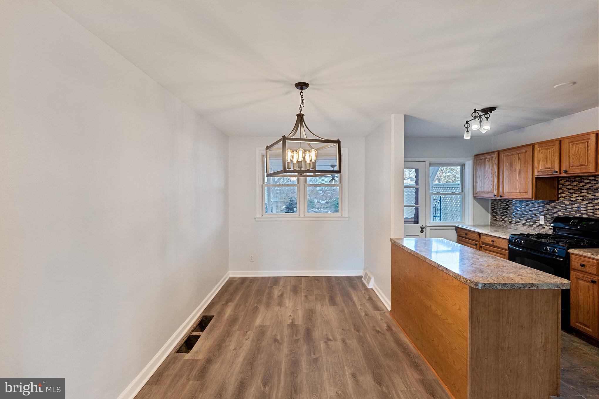 325 Righter Street Philadelphia, PA 19128 - Photo 7 of 30 Gallery Image 7