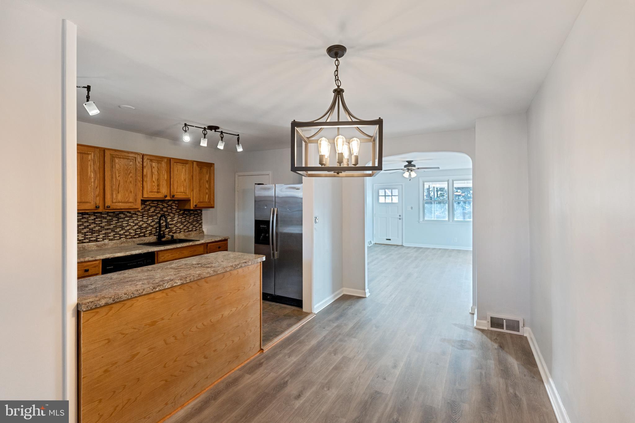 325 Righter Street Philadelphia, PA 19128 - Photo 9 of 30 Gallery Image 9