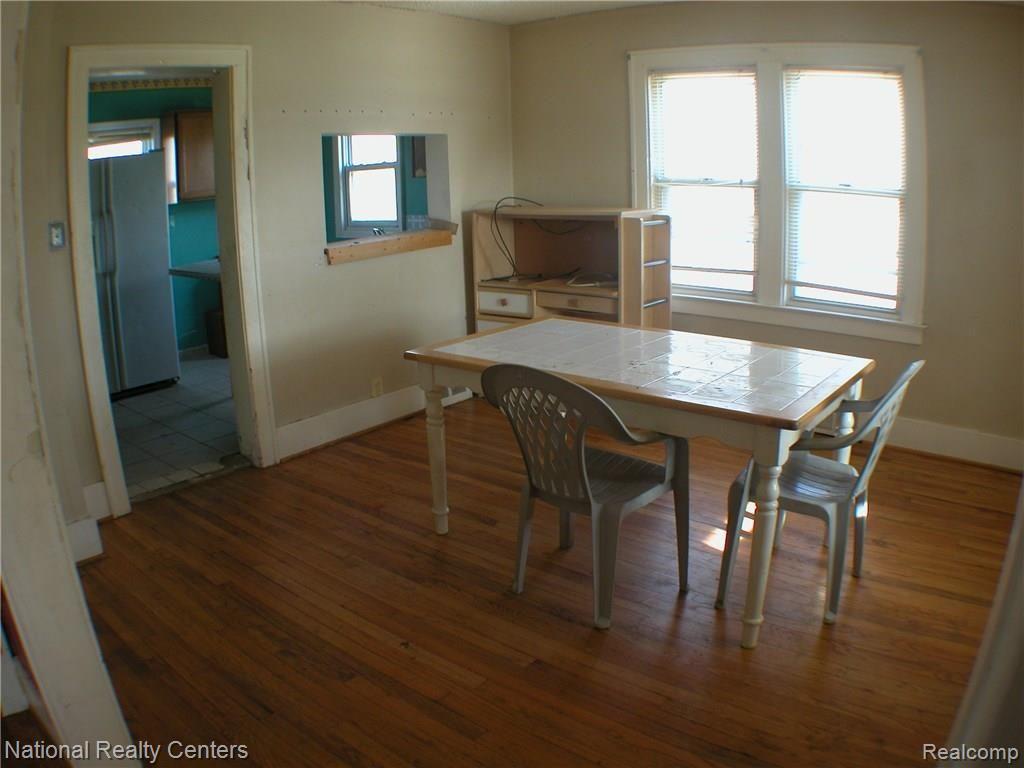 25510 Graham Road Redford, MI 48239 - Photo 11 of 28