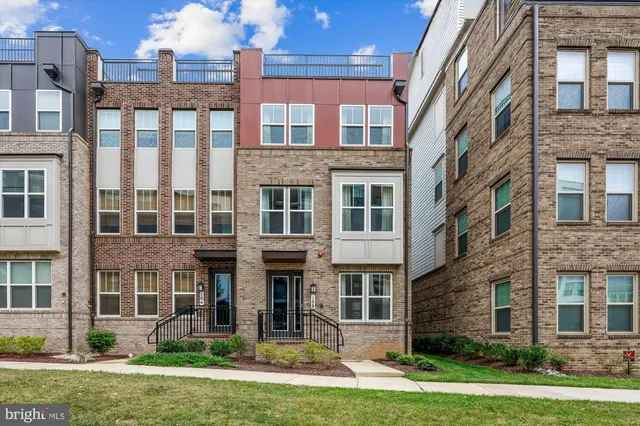 $925,000 | 108 Salinger Drive, Gaithersburg, MD 20878