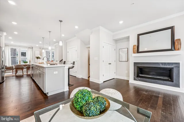 $925,000 | 108 Salinger Drive, Gaithersburg, MD 20878