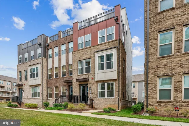 $925,000 | 108 Salinger Drive, Gaithersburg, MD 20878