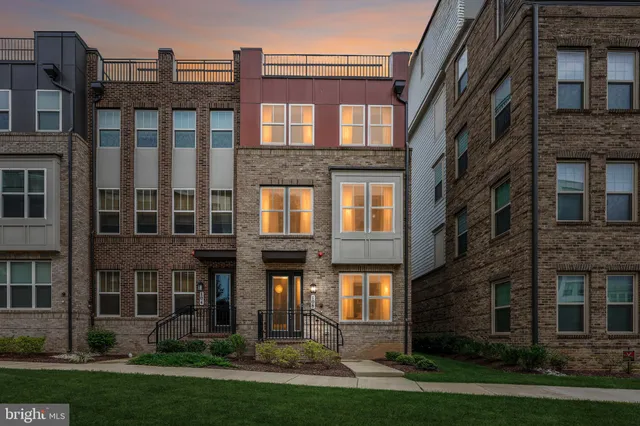 $925,000 | 108 Salinger Drive, Gaithersburg, MD 20878