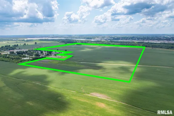 $1,155,000 | 2 Highway 146, McClure, IL 62957