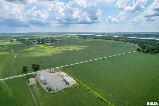 $1,155,000 | 2 Highway 146, McClure, IL 62957