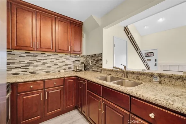 $3,500 | 13115 Le Parc, Unit 8, Chino Hills, CA 91709