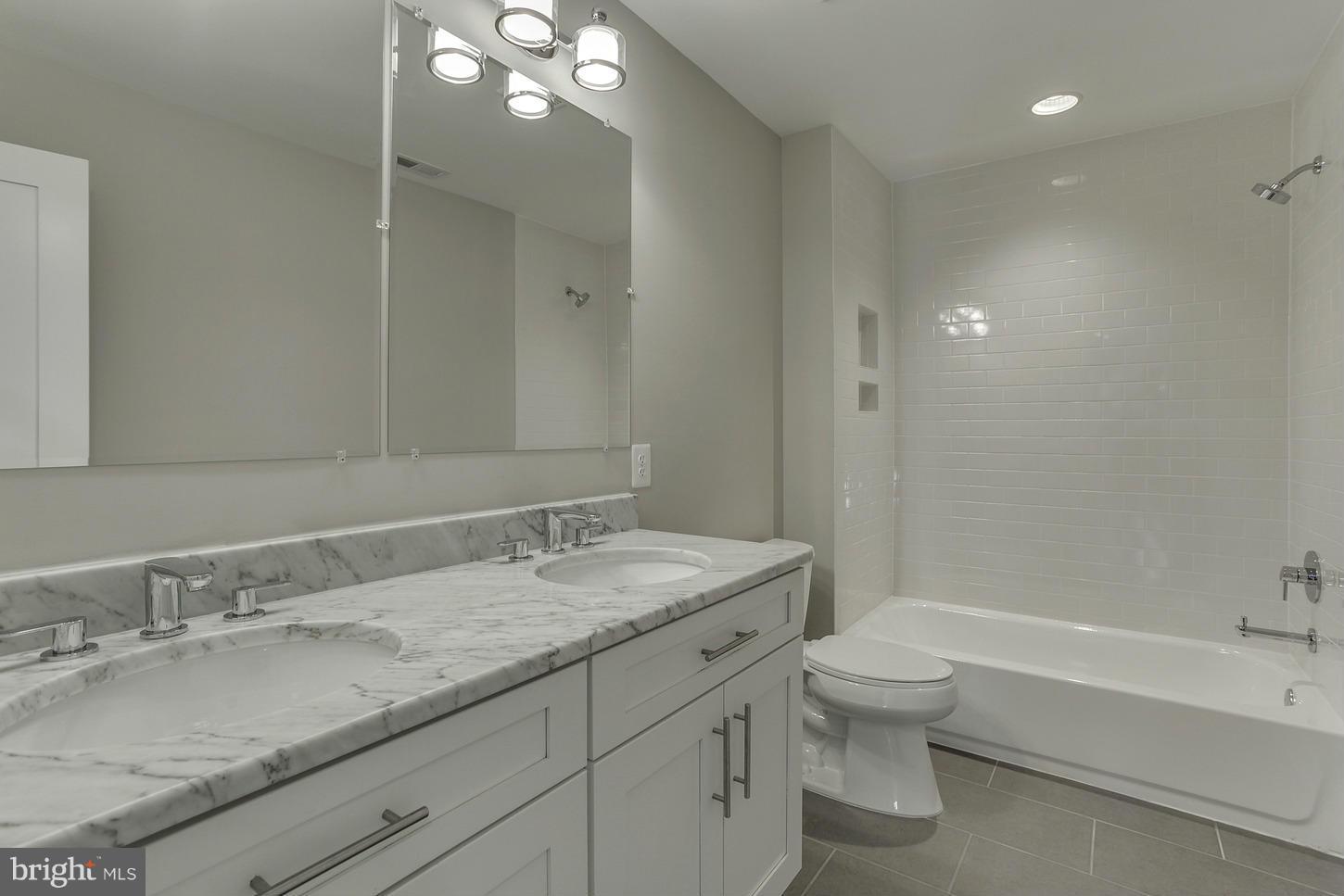 1447 Rittenhouse Street Northwest Washington, DC 20011 - Photo 21 of 30 Bath