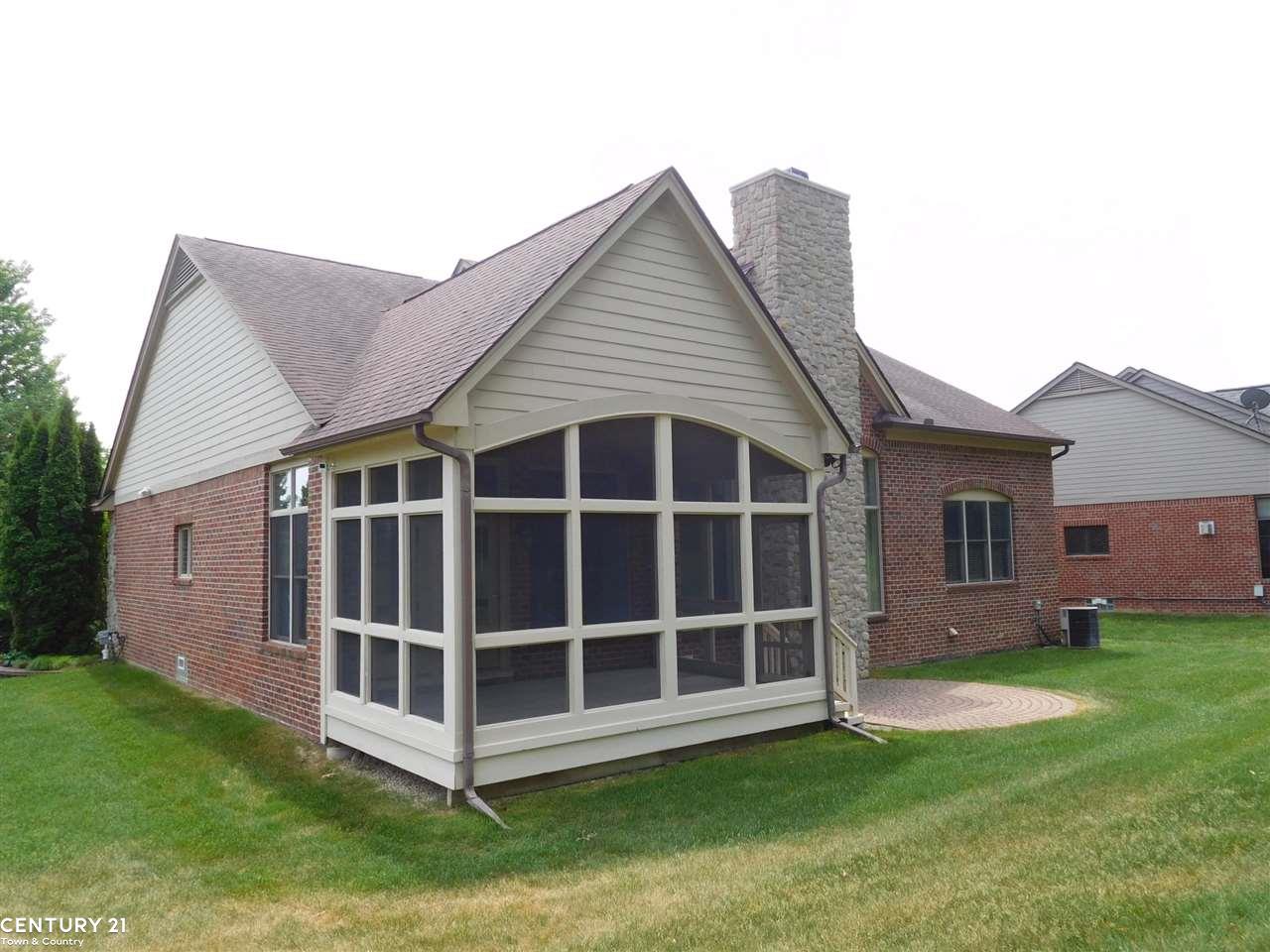 4675 Oakhurst Ridge Road Clarkston, MI 48348 - Photo 45 of 47
