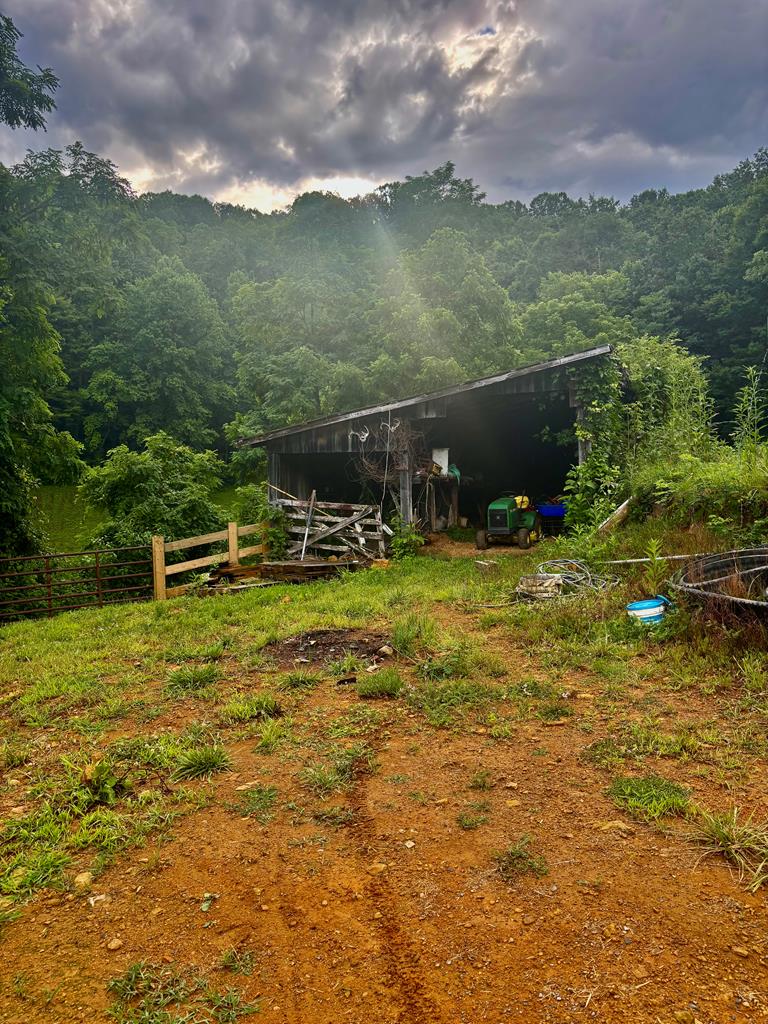1533 Veterans Road Broadford, VA 24316 - Photo 20 of 42 Gallery Image 20