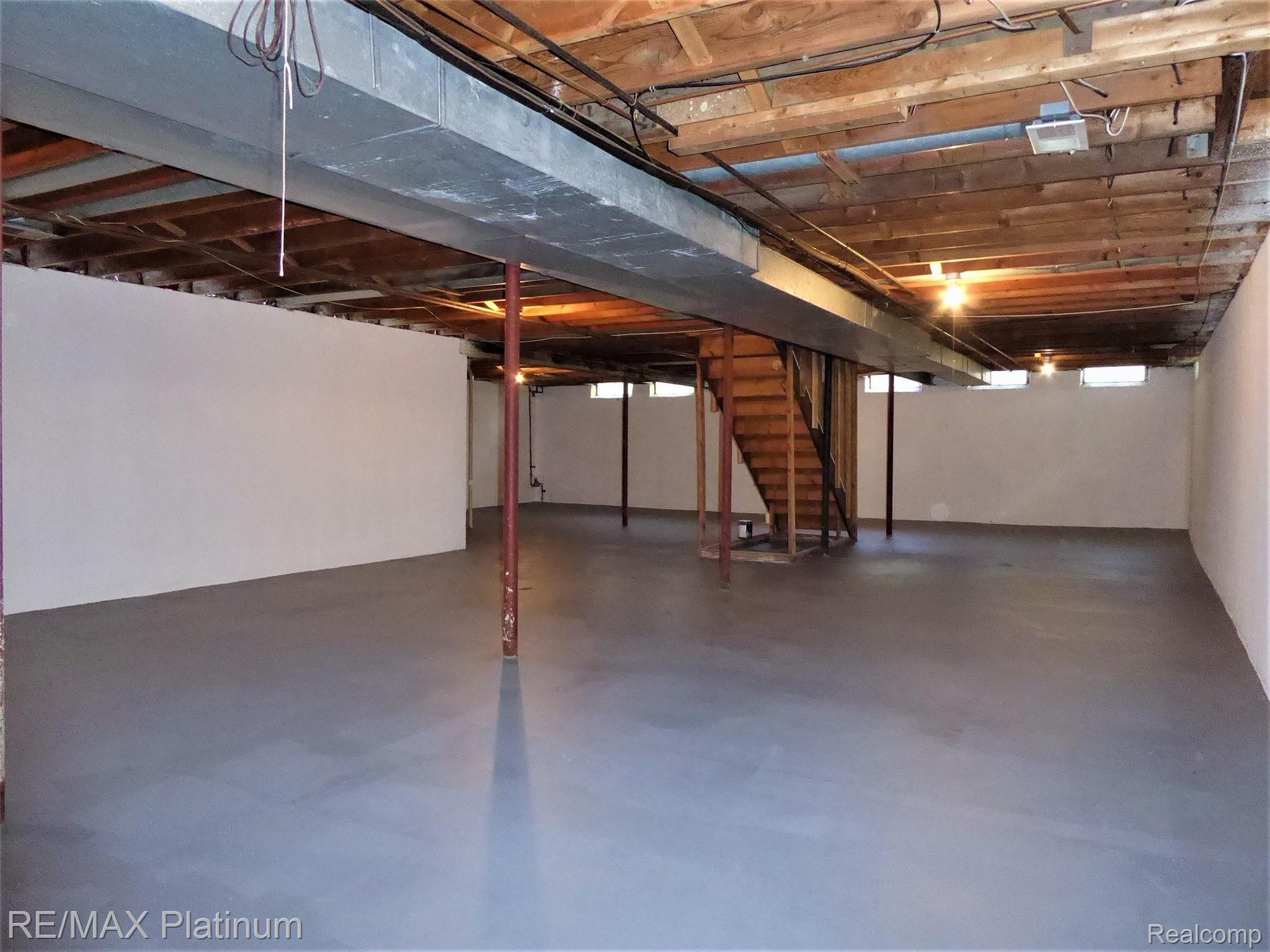 18678 Gill Road Livonia, MI 48152 - Photo 13 of 15 Basement