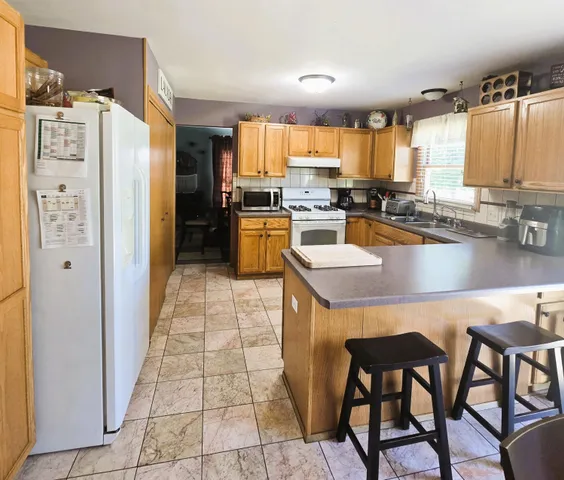 $799,900 | 10880 West 7 Mile Road, Raymond, WI 53126