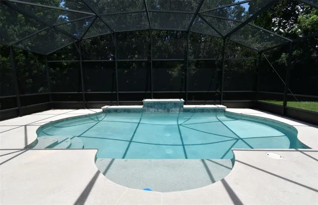 a view of a tennis court