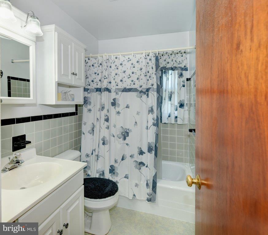 15 Rene Carr Street Elkton, MD 21921 - Photo 10 of 19 Full Bath on Main and another in Basement Level