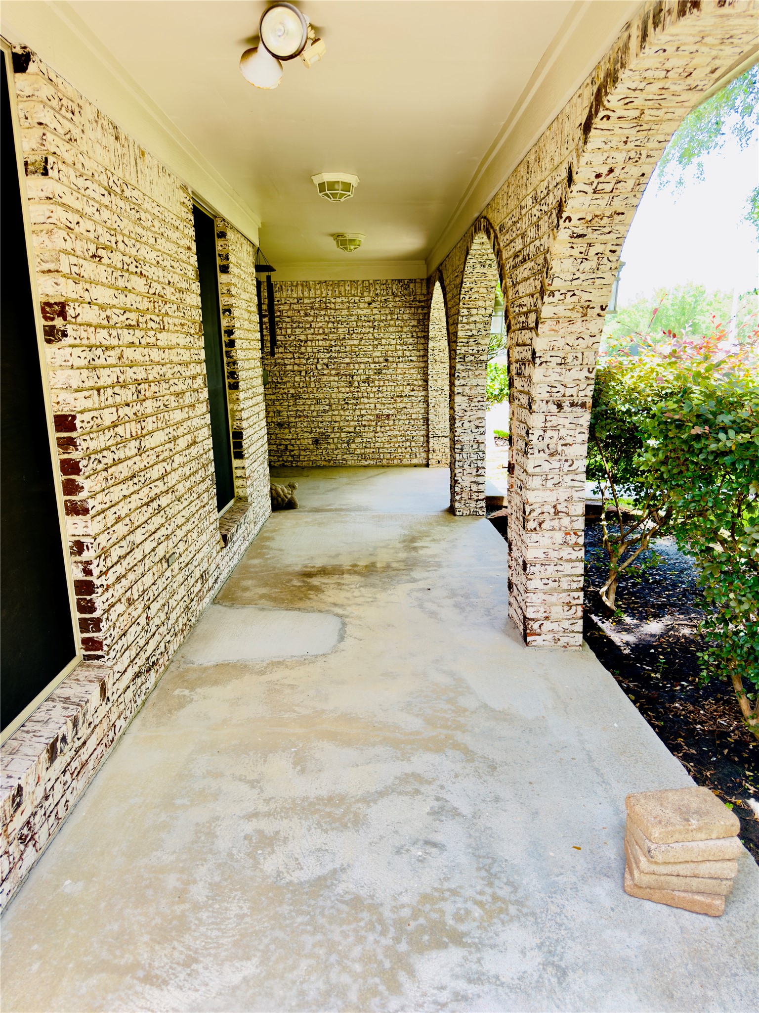 4804 Country Club View Baytown, TX 77521 - Photo 5 of 38