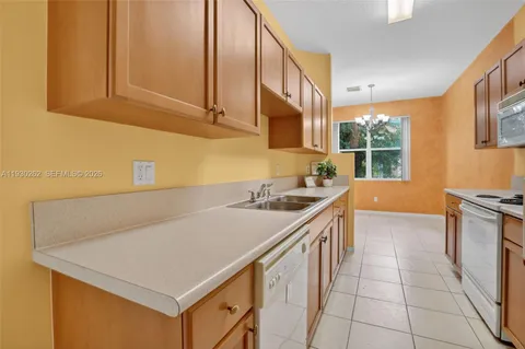 $339,000 | 445 Rainbow Springs Terrace, Royal Palm Beach, FL 33411