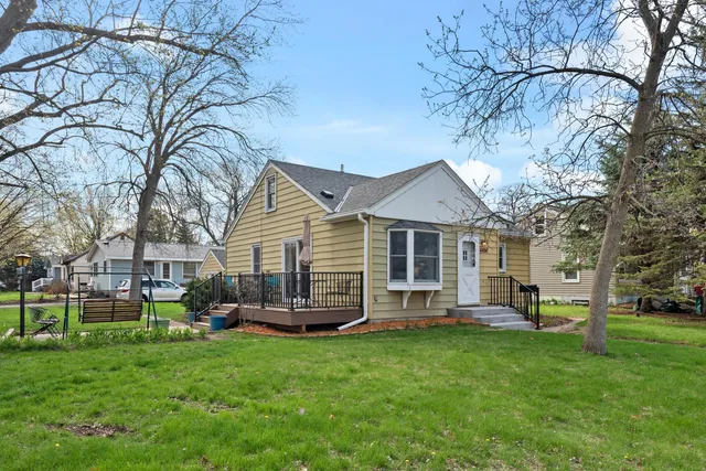 $300,000 | 4656 2nd Avenue, White Bear Lake, MN 55110