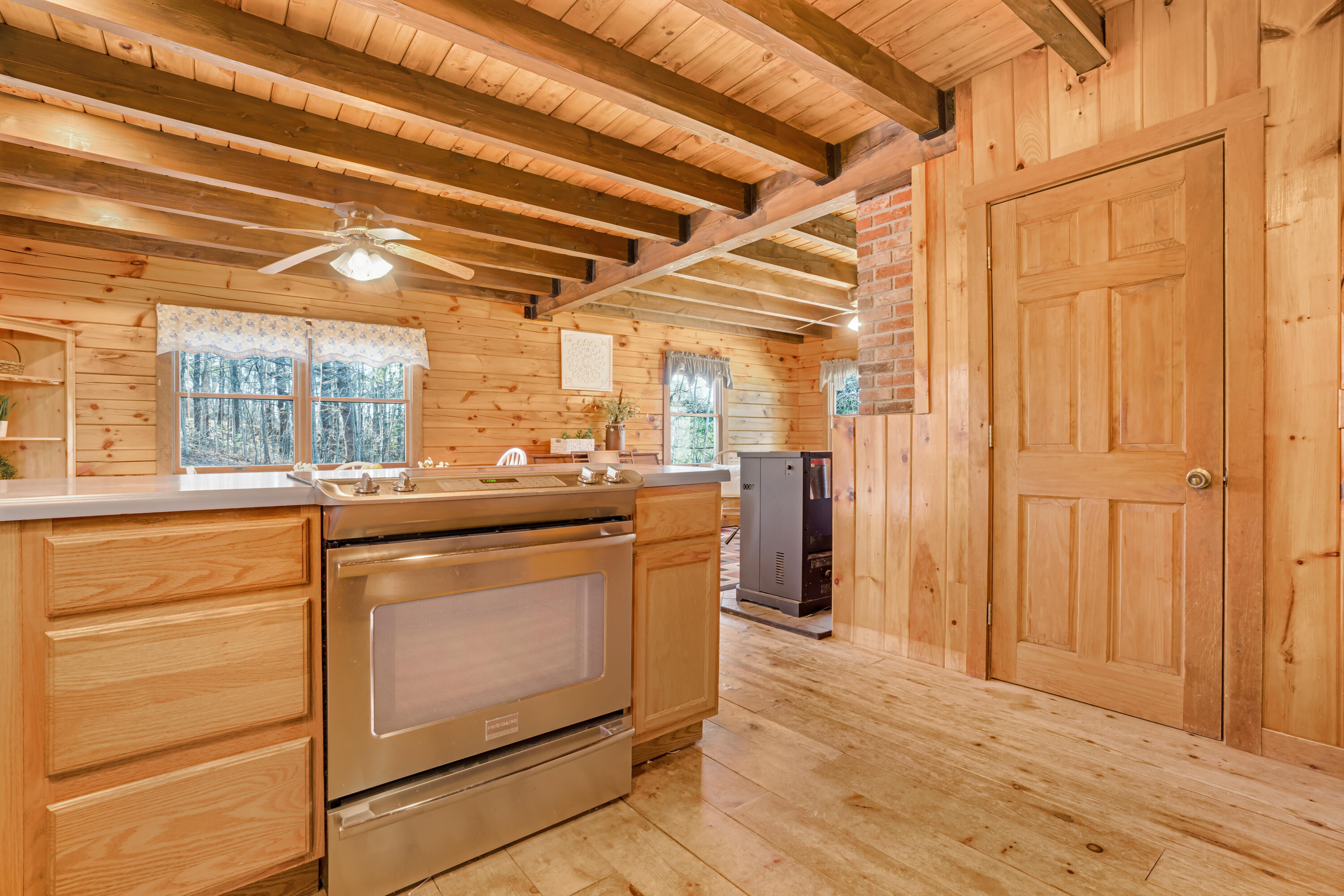 126 Mc Kay Road Edgecomb, ME 04556 - Photo 10 of 33 Kitchen