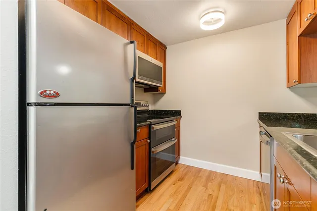 $3,000 | 755 5th Avenue Northwest, Unit D202, Issaquah, WA 98027