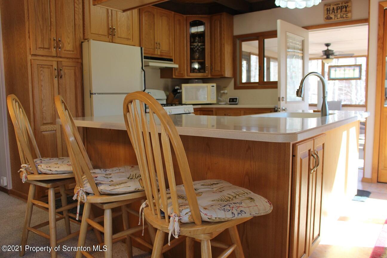 26 Wedge Road Lake Ariel, PA 18436 - Photo 4 of 47 Gallery Image 4