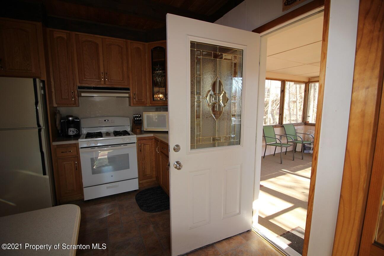 26 Wedge Road Lake Ariel, PA 18436 - Photo 9 of 47 Gallery Image 9