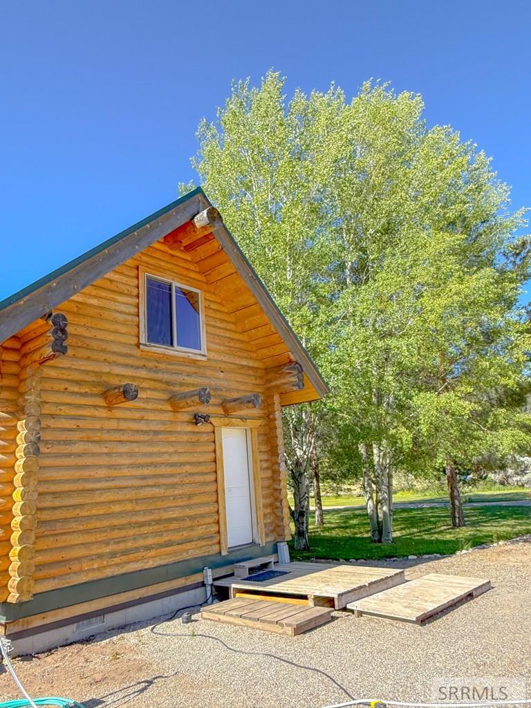 38 Rattlesnake Road Irwin, ID 83428 - Photo 23 of 27 back of cabin