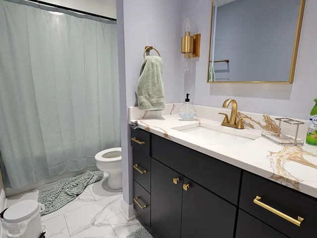 $224,900 | 4115 West 98th Street, Unit C, Oak Lawn, IL 60453