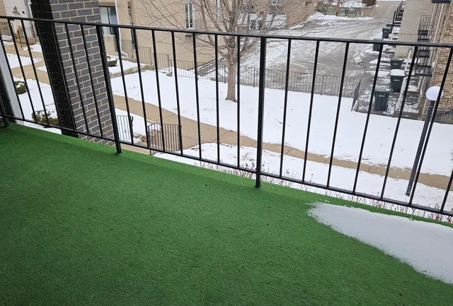 $224,900 | 4115 West 98th Street, Unit C, Oak Lawn, IL 60453