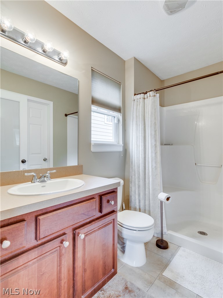 6866 Franke Road Middleburg Heights, OH 44130 - Photo 28 of 33
