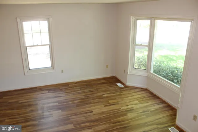 $2,300 | 10742 Brice Court, Fredericksburg, VA 22407